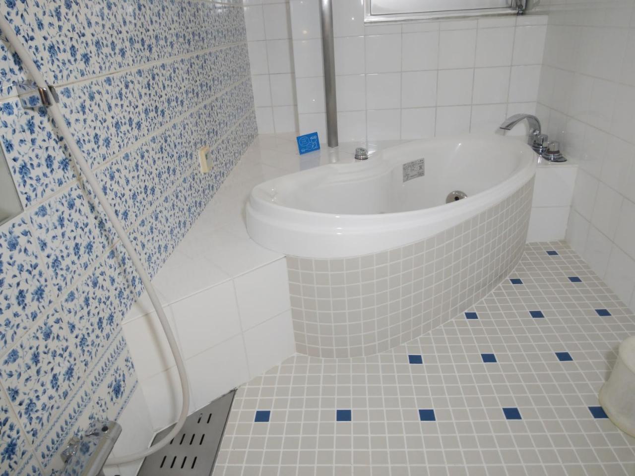 La.Festa (Adults Only) Hotel Takamatsu Bagian luar foto
