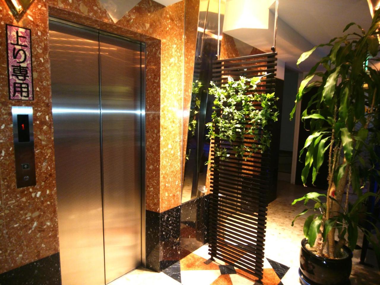 La.Festa (Adults Only) Hotel Takamatsu Bagian luar foto